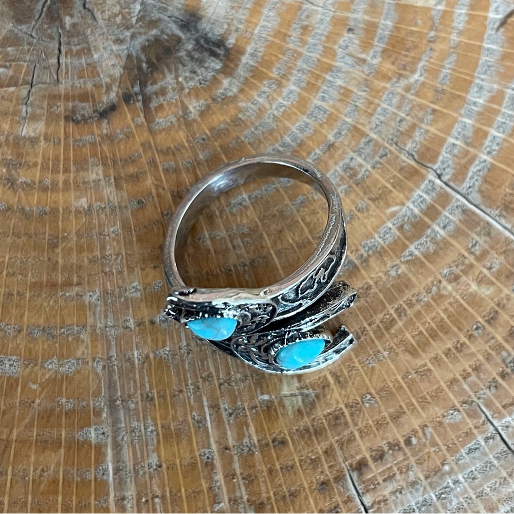 Filigree Horseshoe Ring with Turquoise - Picture 3 of 3